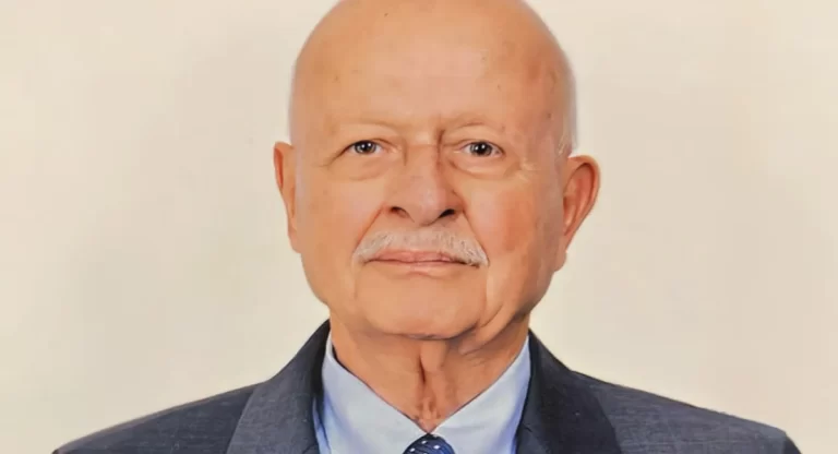 من هو الدكتور مصطفى حجازي