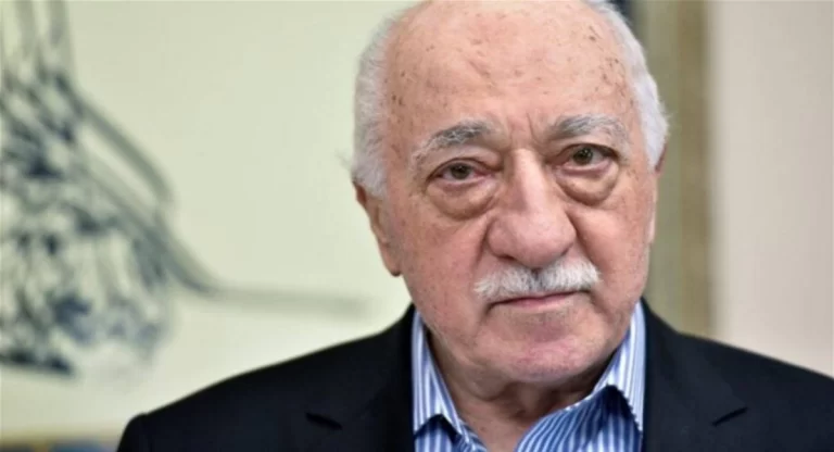 وفاة محمد فتح الله غولن الداعية التركي
