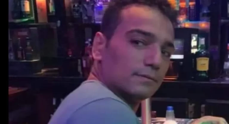 من هو شريف أبو العينين